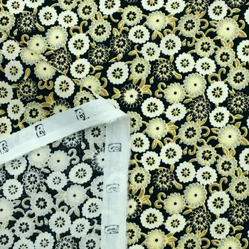 Spausdinti Medvilnės Popelinowy Medžiaga, mažas daisy gėlių (juodas fonas) drabužiai,patalynė,hadmaking, 50cmx140cm