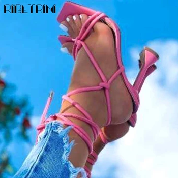 RIBETRINI Prekės atidaryti kojų čiurnos dirželis nėrinių aukštakulniai moteriški sandalai seksualus šalies gladiatorių naujas vasaros mados laides batai